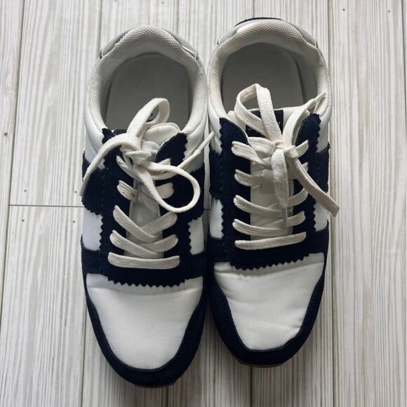 J.Crew Women's Slip On Lace Up  Logo Sneakers Sz 8 - Picture 1 of 10
